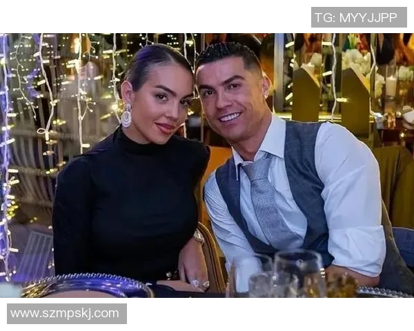 足球明星魅力无限女人如云背后的爱情故事与挑战