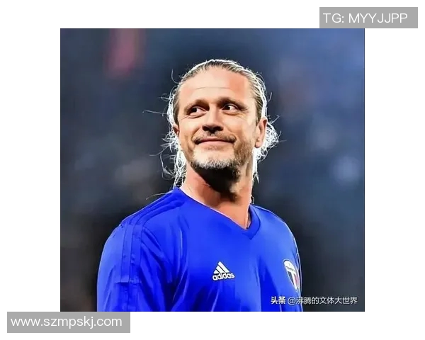 法国足球历史传奇球星排名揭秘与回顾